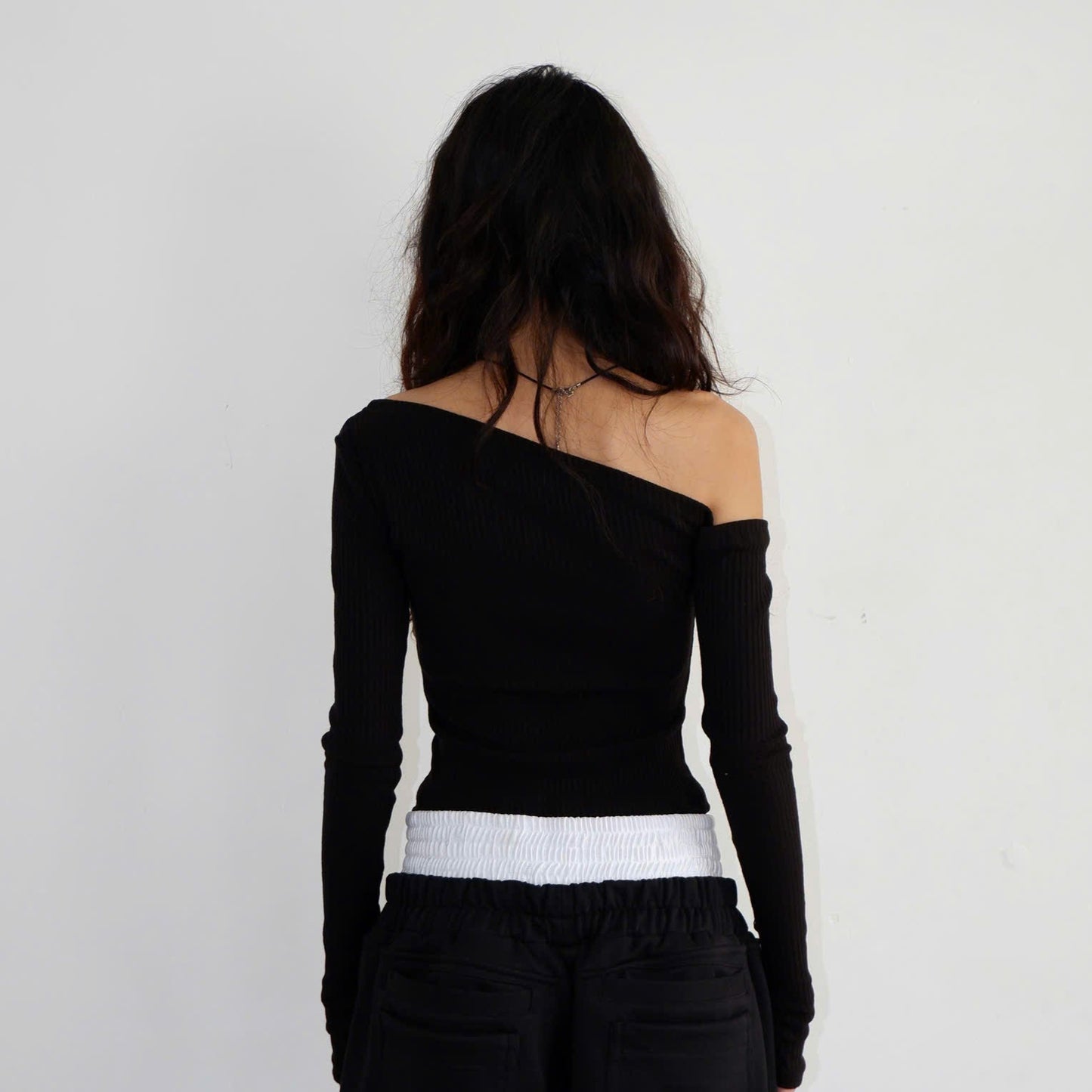 OFF SHOULDER BUTTON LS (WOMAN)