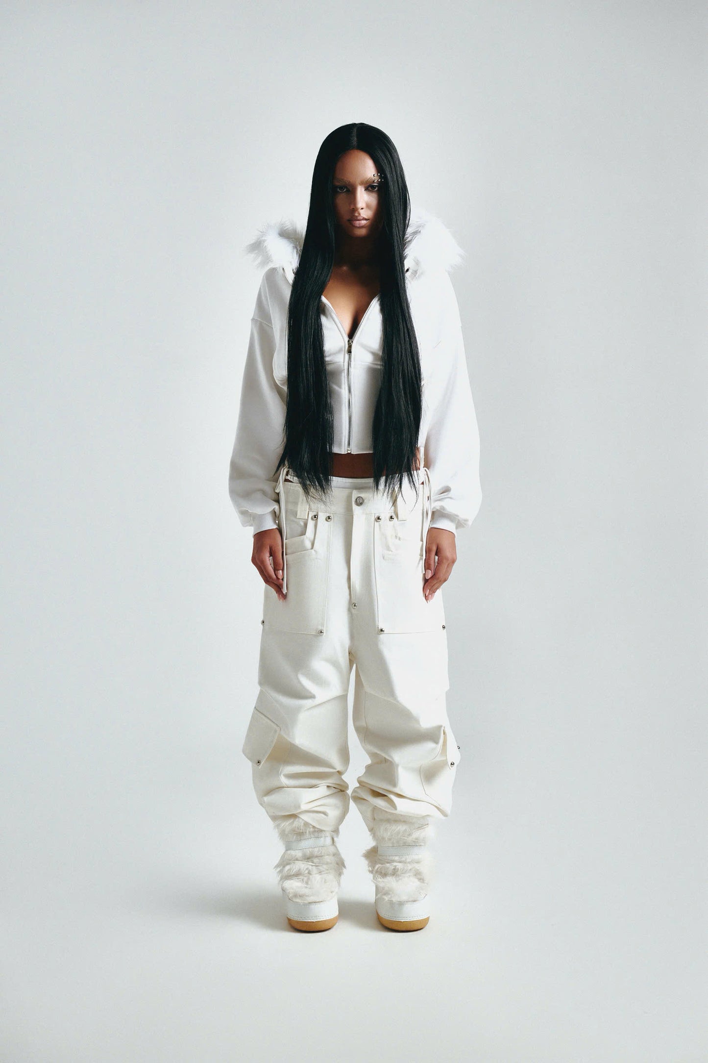 FF CROPPED WHITE HOODIE ZIP