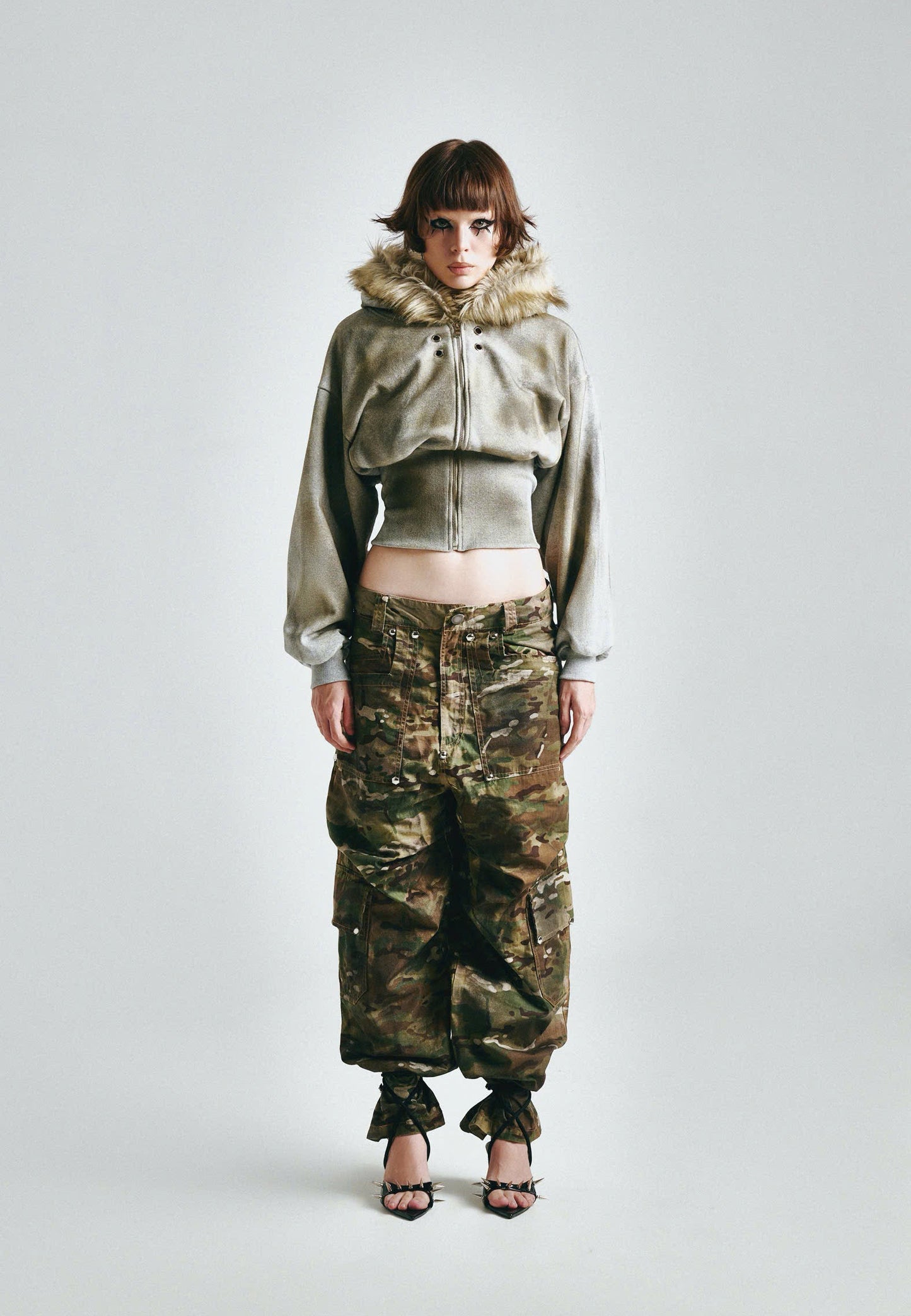 FF CROPPED DIRTYWASHED HOODIE ZIP